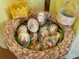 Ostern, Osterpräsente, Ostereier, Ostergeschenke - Schokolade im Schokoladengeschäft Chirel in Dresden